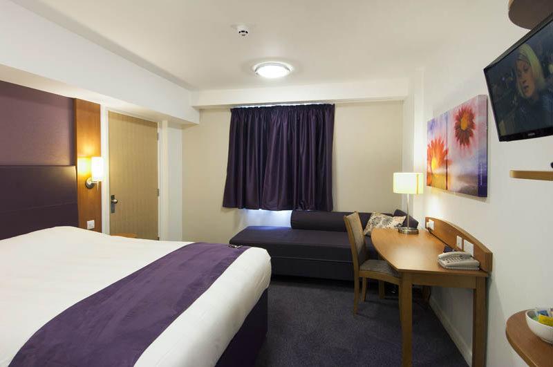 Premier Inn Ripley ريبلي المظهر الخارجي الصورة